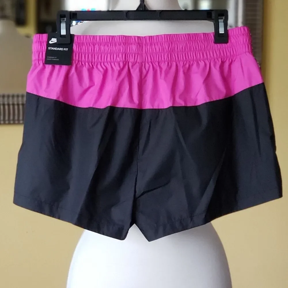Nike Women's Heritage Sports Shorts Colorblock Black Pink Medium Soccer